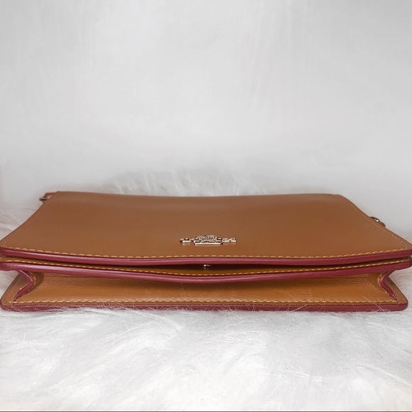 ❌SOLD❌ Coach Leather Crossbody Bag (with dust bag) - Picture 5 of 9